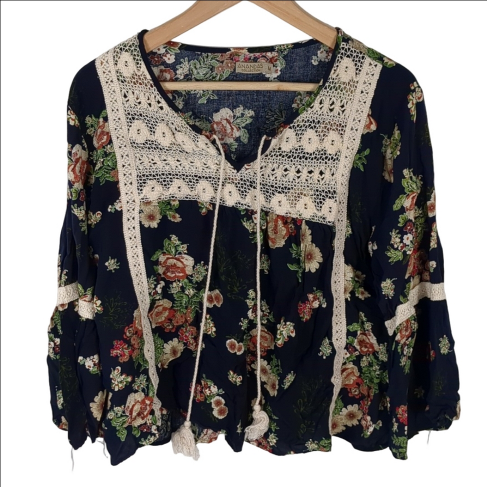 Ananda Collection Floral Crochet Boho Blouse Size Medium